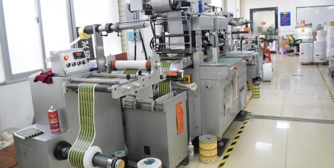 GUANGZHOU YM PACKAGE PRODUCTS CO.,LTD. üreticinin üretim hattı