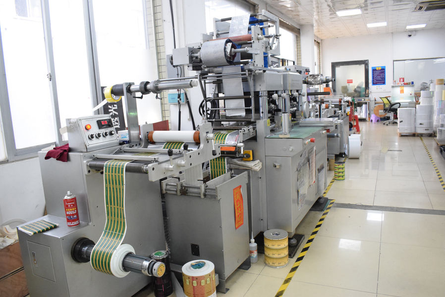 GUANGZHOU YM PACKAGE PRODUCTS CO.,LTD. üreticinin üretim hattı