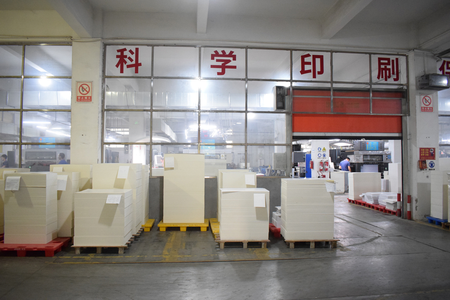 GUANGZHOU YM PACKAGE PRODUCTS CO.,LTD. üreticinin üretim hattı