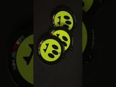 Özel giyim giymek etiketleri markanızın sofistikeliğini yansıtır